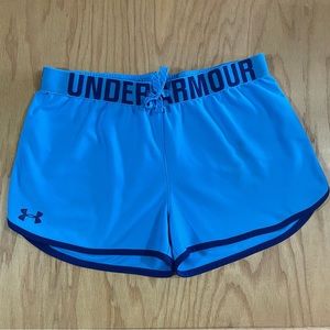 Girls Under Armour Shorts size large